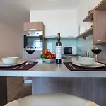 Appartement D & J With Heated Pool & Stunning Sea View