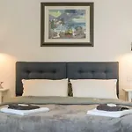 D & J With Heated Pool & Stunning Sea View Orasac