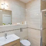D & J With Heated Pool & Stunning Sea View Appartement Orasac