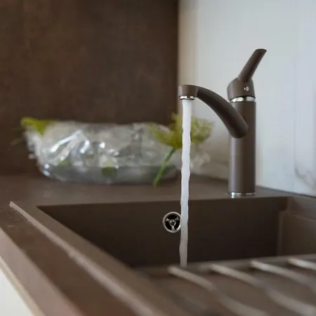 D & J With Heated Pool & Stunning Sea View Apartman *