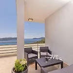 Apartment D & J With Heated Pool & Stunning Sea View *