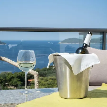 Apartament D & J With Heated Pool & Stunning Sea View Orašac
