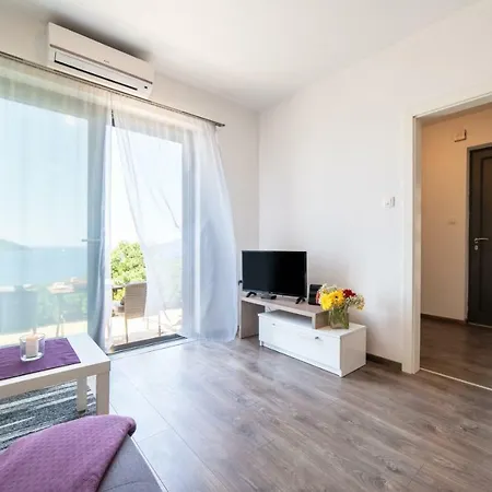 Apartment D & J