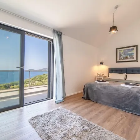 Apartamento D & J With Heated Pool & Stunning Sea View *