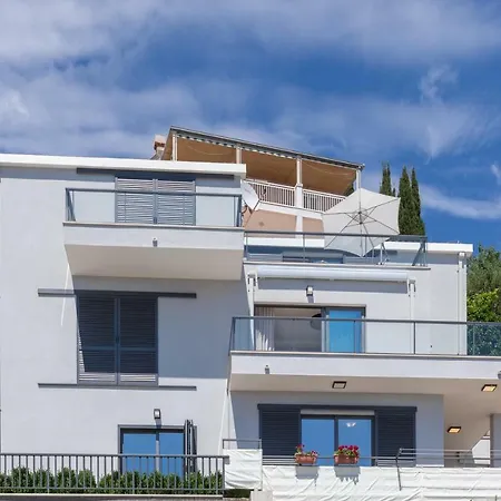 Apartment D & J Orasac