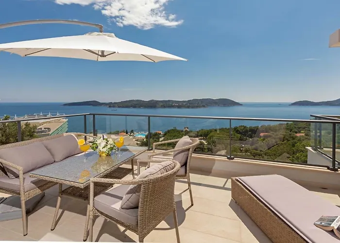 公寓 D & J With Heated Pool & Stunning Sea View